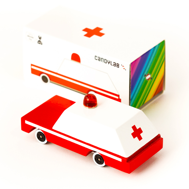 Ambulance Car (E185) 8,9X4,1X3Cm, Wooden Diecast, In Giftbox,