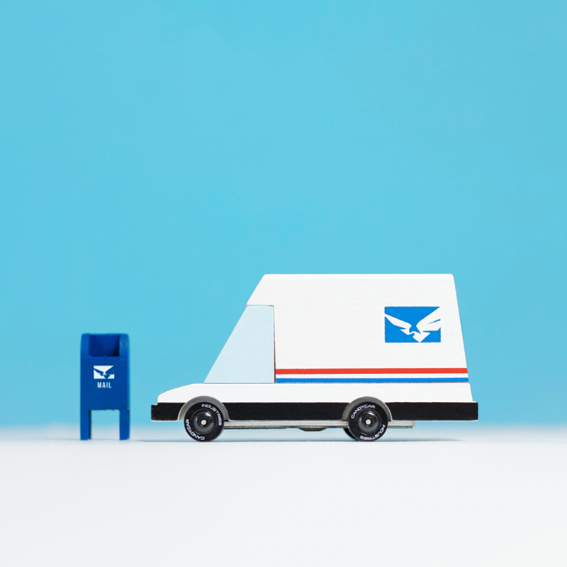 Mail Van 2.0 (U184) 8,4X4,1X5,1Cm, Wooden Diecast, In Giftbox,