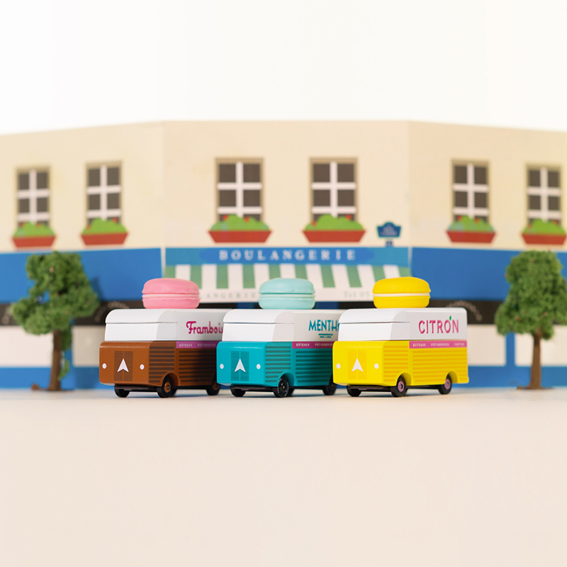 Macaron Van Blue (H317) 8,4X4,1X6,5Cm, Wooden Diecast, In