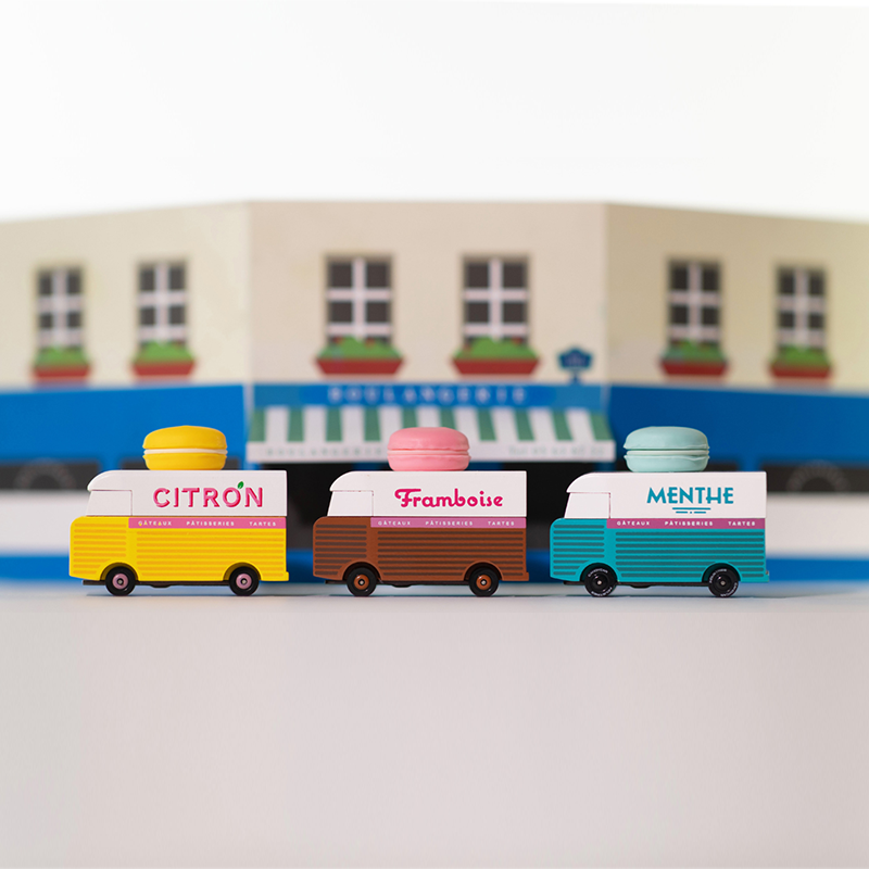 Macaron Van Blue (H317) 8,4X4,1X6,5Cm, Wooden Diecast, In