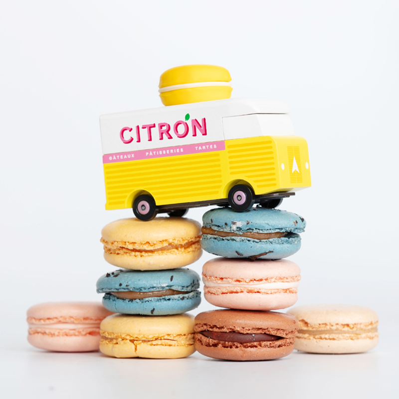 Macaron Van Yellow (H211) 8,4X4,1X6,5Cm, Wooden Diecast, In