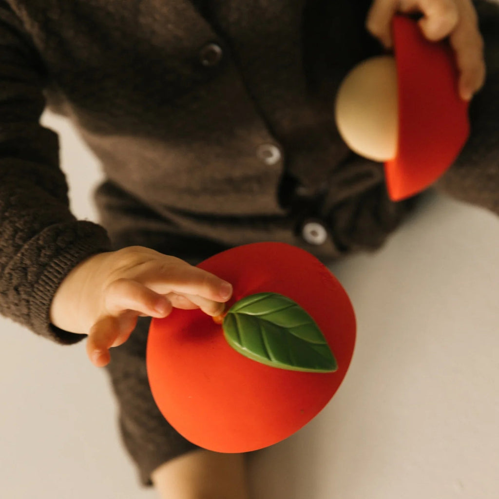 3 in 1 stapelspeeltje - Stack & Bounce Apple - Sorteer - en stapelspeelgoed Oli&Carol - In den Olifant