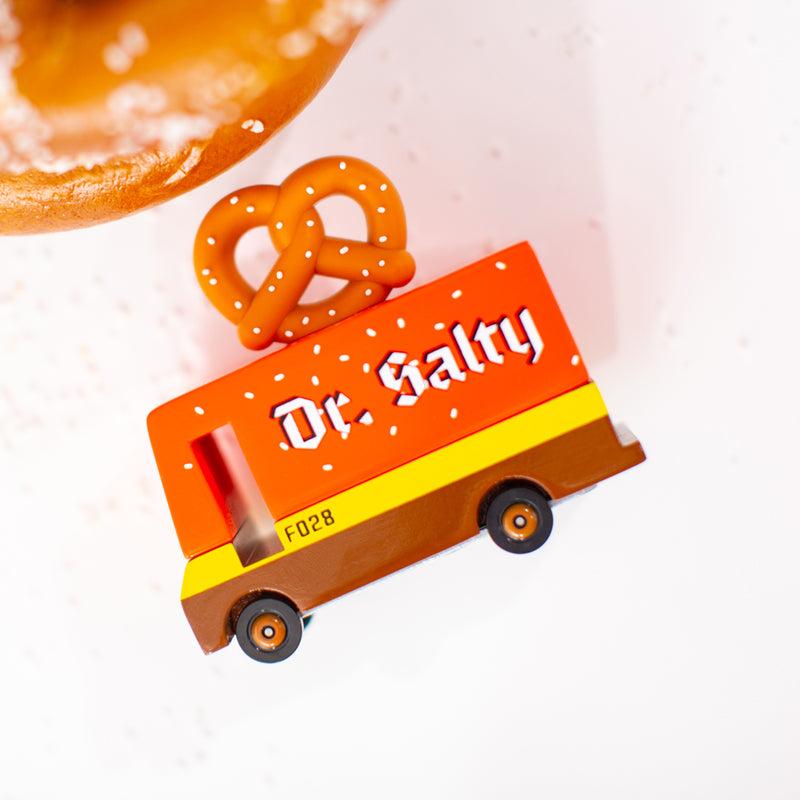 Pretzel Van - Dr. Salty (F028) 8,4X4,1X6,5Cm, Wooden Diecast, In