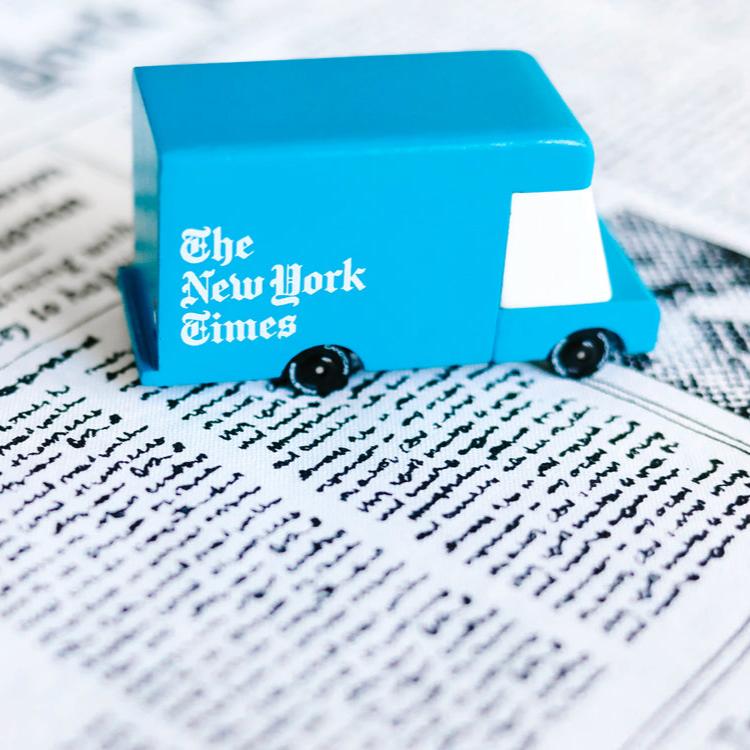 Nyt Delivery Van (Nyt4) 8,4X4,1X5,1Cm, Wooden Diecast, In