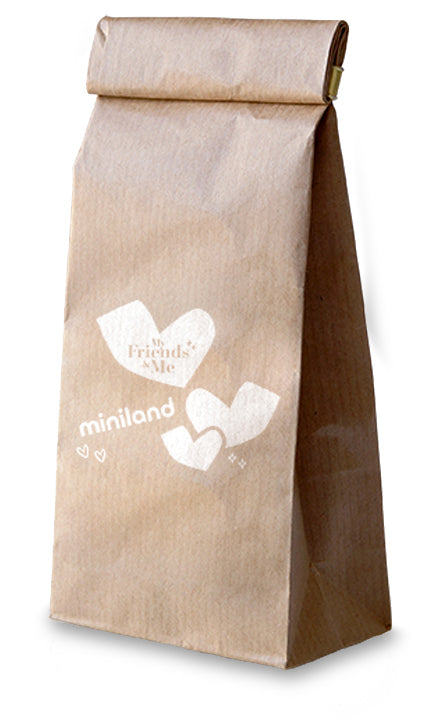 Kleine babypop Afrikaans meisje - 21 cm