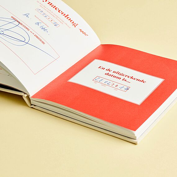 Baby Booklet | 9 Months in Mom's Belly