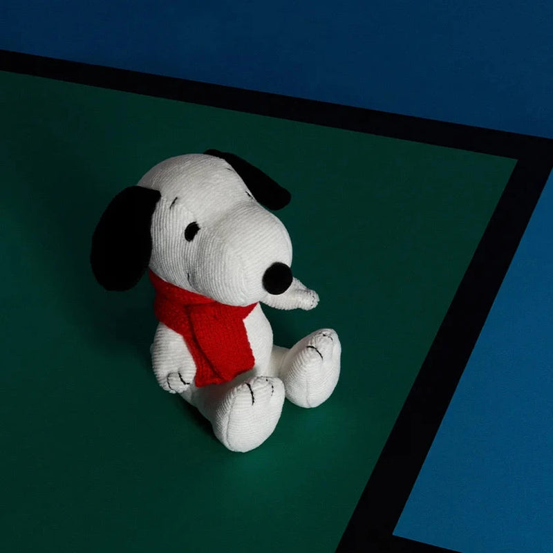 Snoopy With Scarves - 17 cm