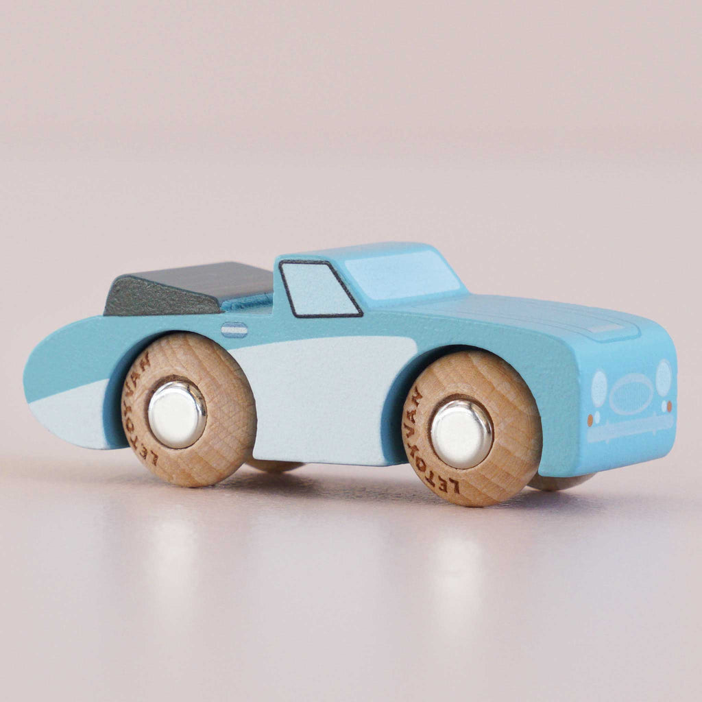 Houten auto Justin - nr. 1