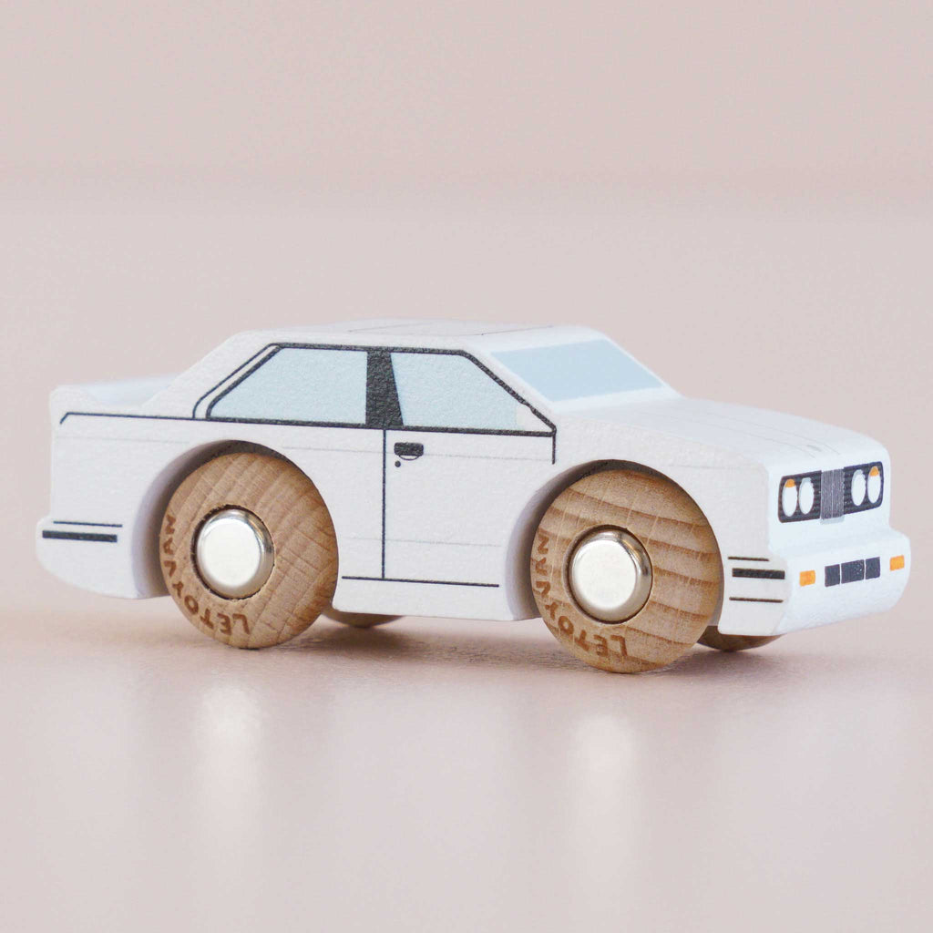 Houten auto William - nr. 21