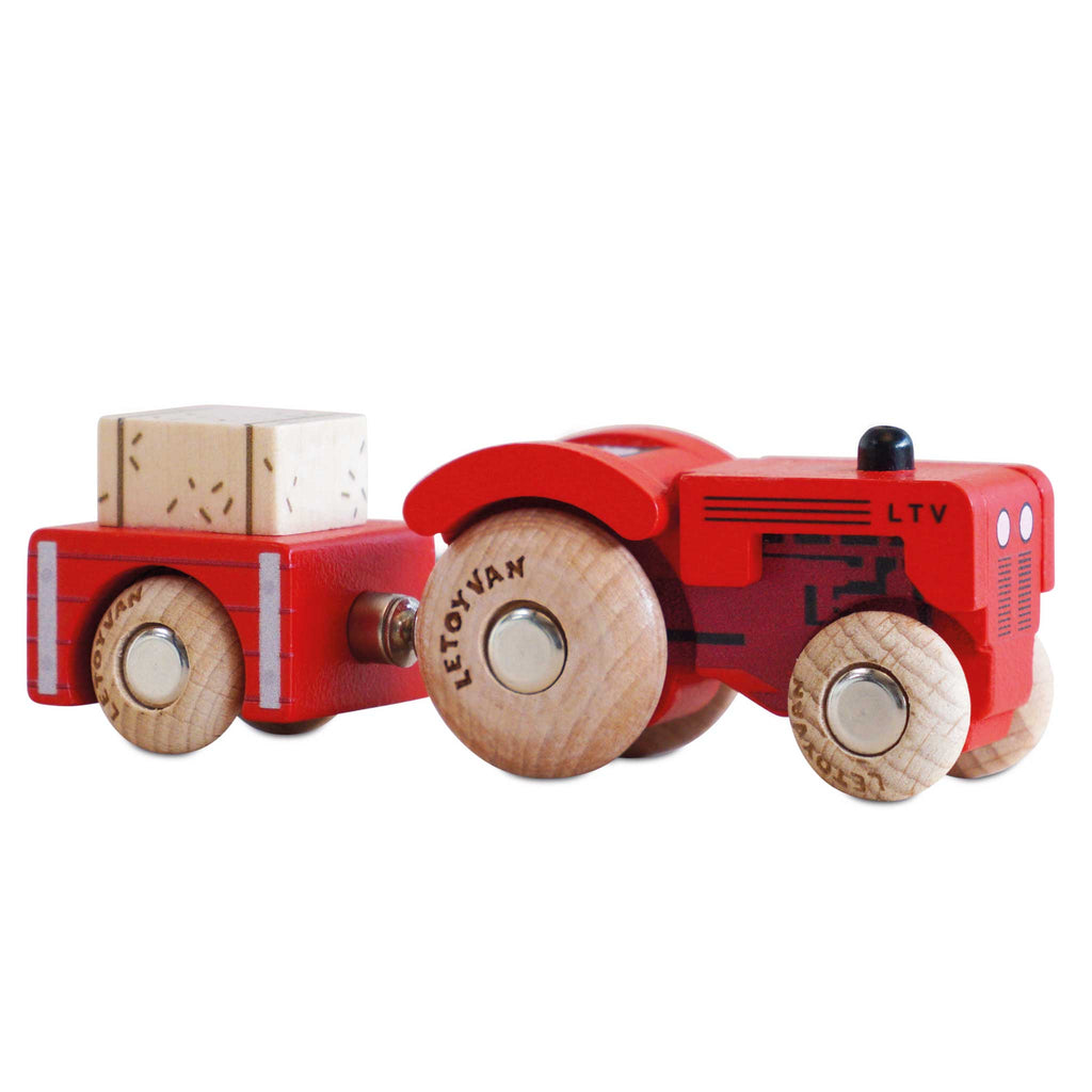 Houten tractor Tilly - nr. 34