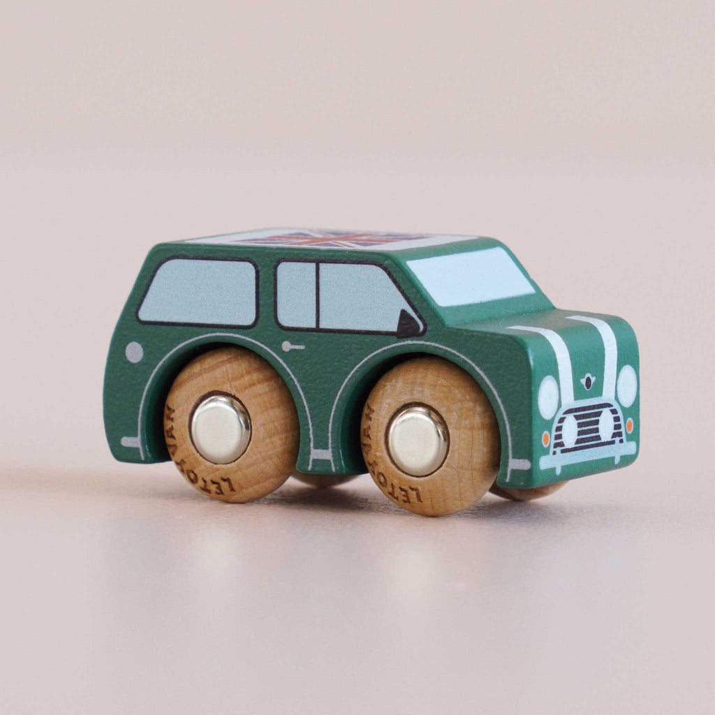 Houten mini-auto Molly - nr. 7