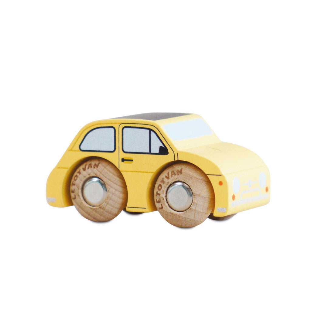 Mini-voiture « Fifi » - N°10
