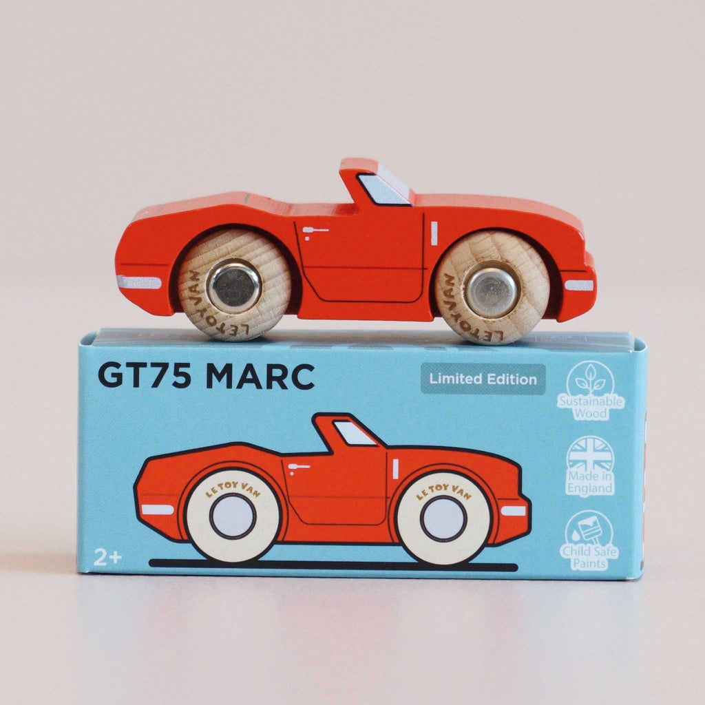 Houten auto Marc - nr. 13