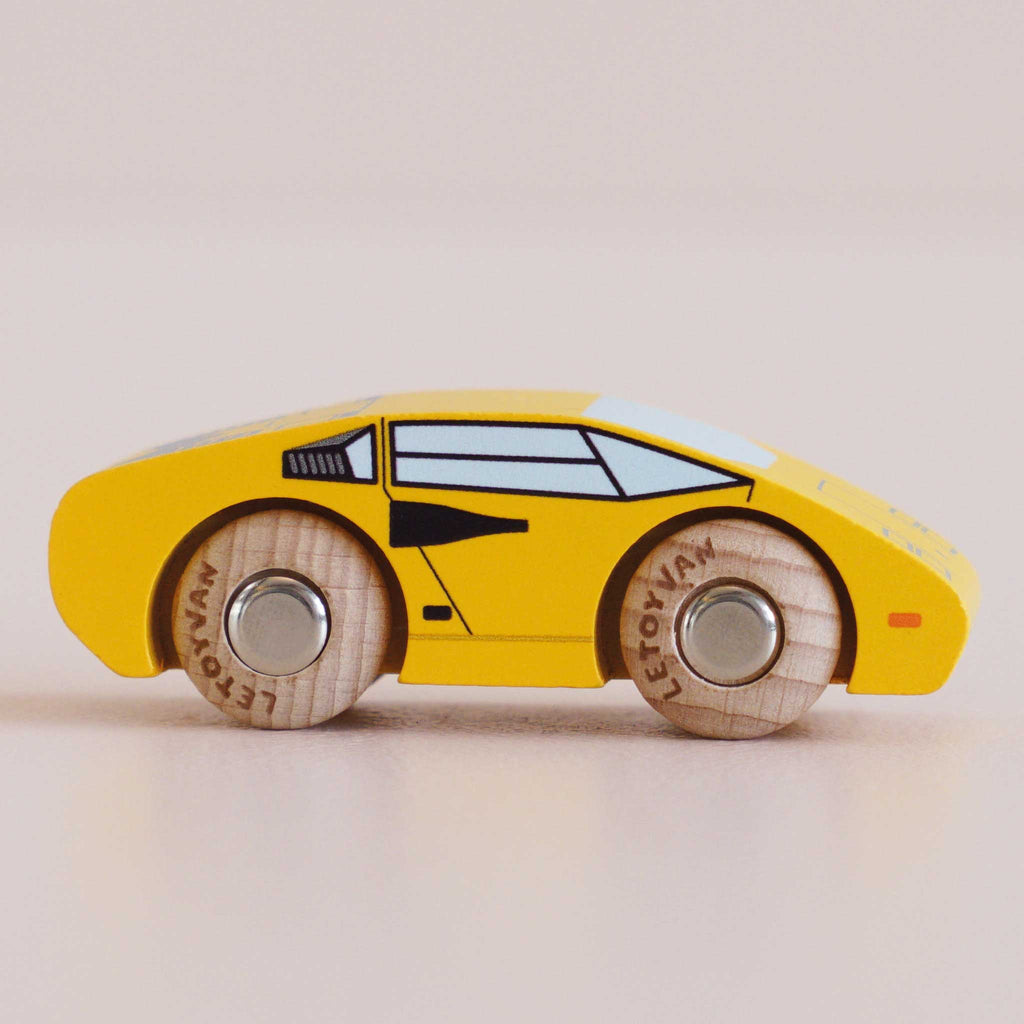 Houten auto Lando - nr. 14