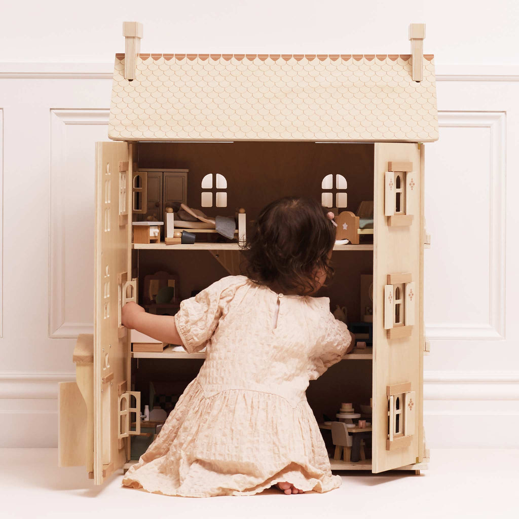 Large Natural Wood Color Dollhouse