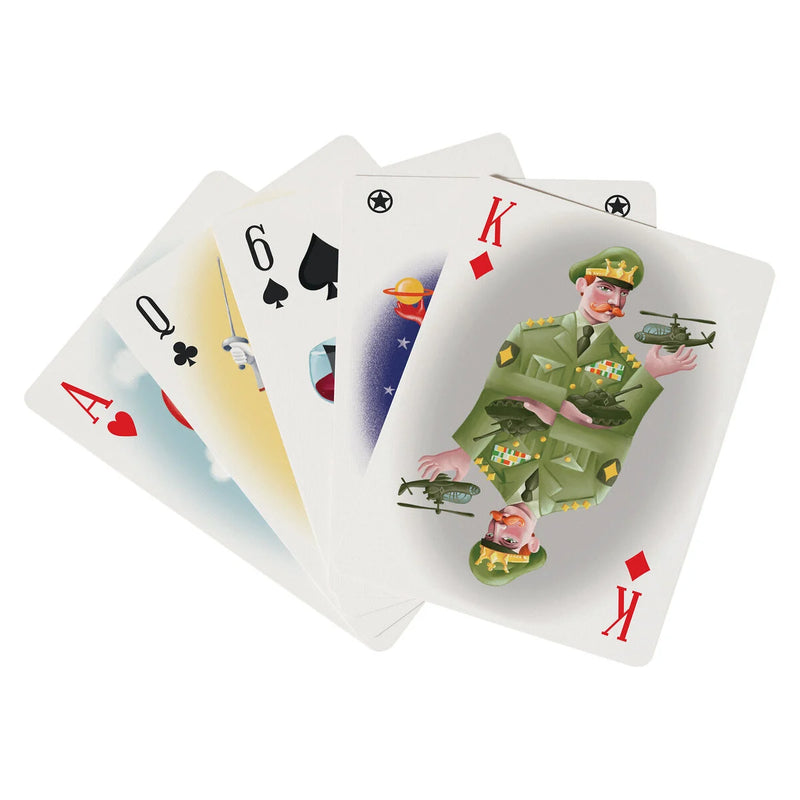 Set of playing cards in a metal box - Vintage memories
