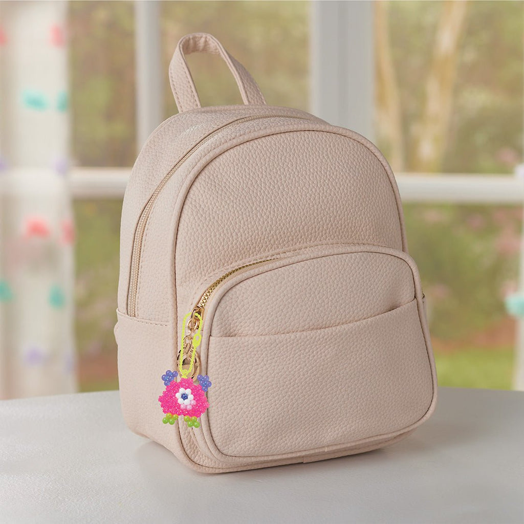 Aquabeads Neon Gekke Monsters set - 700 kralen - Knutselsets Aquabeads - In den Olifant