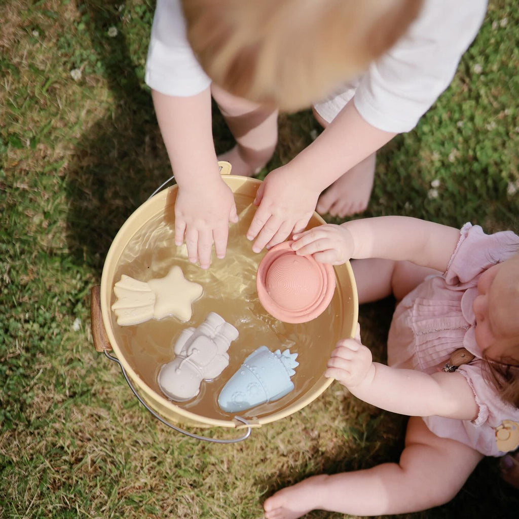 Badspeelgoed Space - set van 4 - Badspeelgoed Mushie - In den Olifant