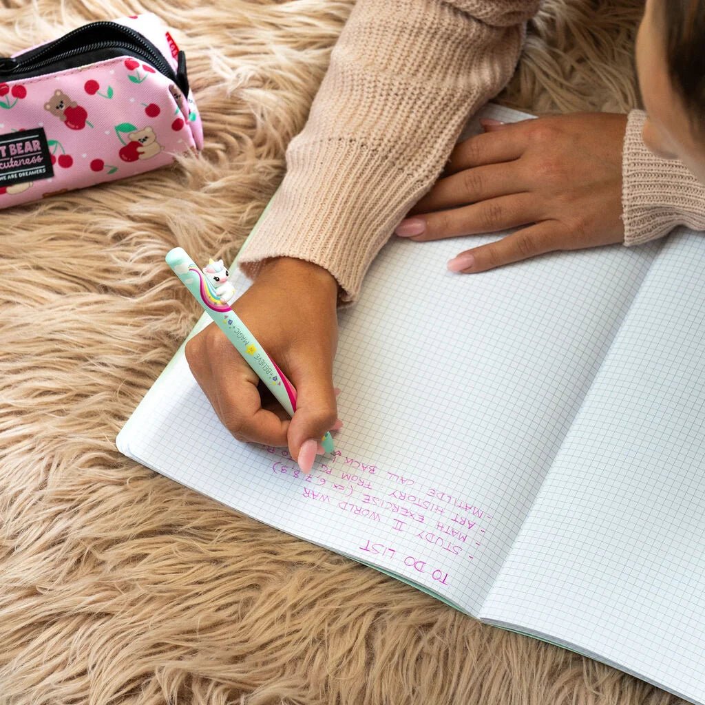 Balpen Free Hugs Unicorn - roze inkt - Schrijfwaren Legami - In den Olifant