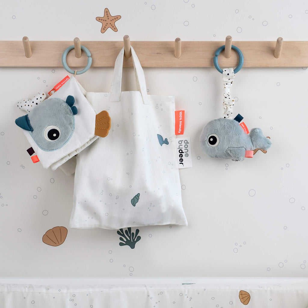 Boekje Activity book Sea friends Colour mix - Babyboekjes Done by Deer - In den Olifant