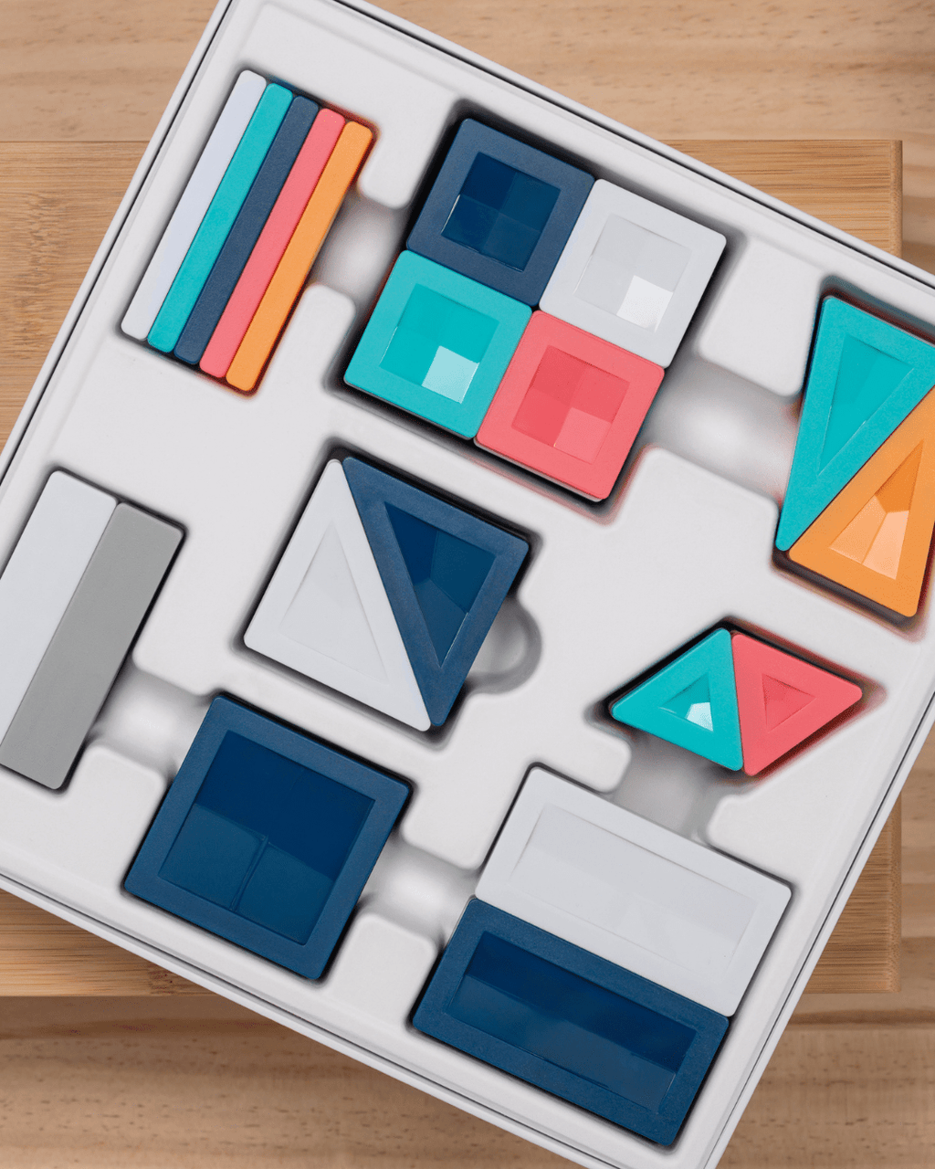 Bouwset met magneten PRO Constructor Set van 70 - Magnetische bouwspeelgoed Connetix - In den Olifant