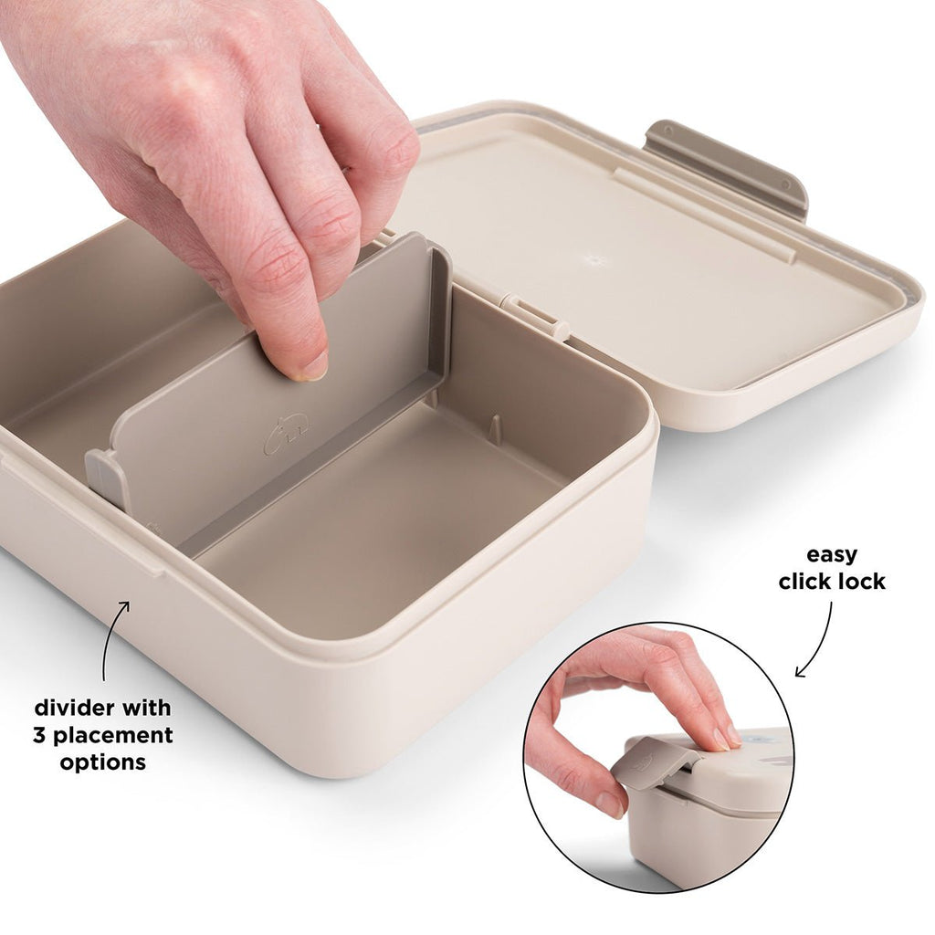 Brooddoos met vakverdeling - Celebration Sand - Lunchboxen en snackdoosjes Done by Deer - In den Olifant