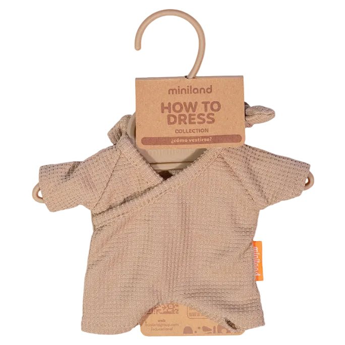 Bruine poppen pyjama met muts - voor popjes van 21 cm - Poppenkleding Miniland - In den Olifant
