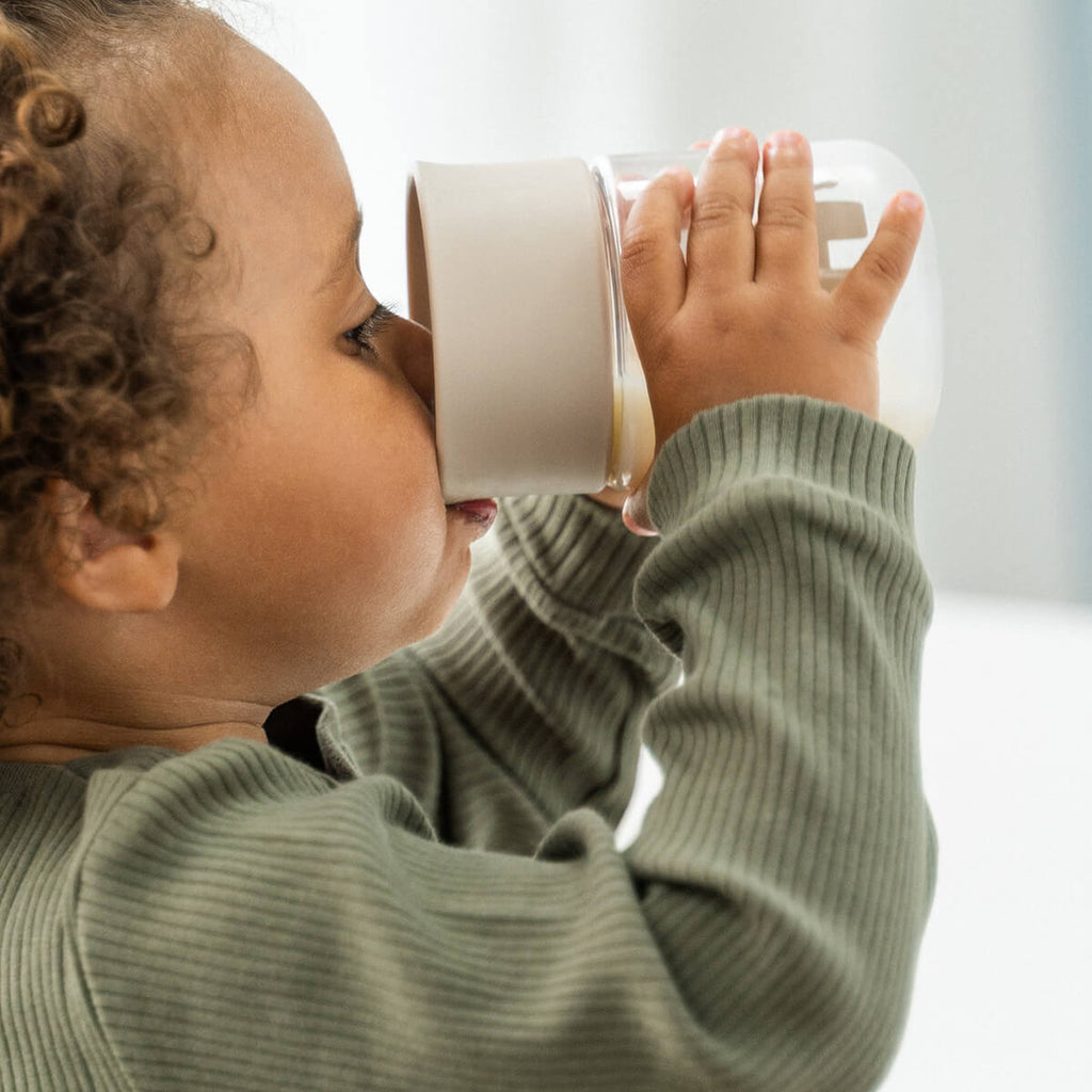 Drinkbeker Learning cup 360° Tiny farm Blue - Aan tafel Done by Deer - In den Olifant