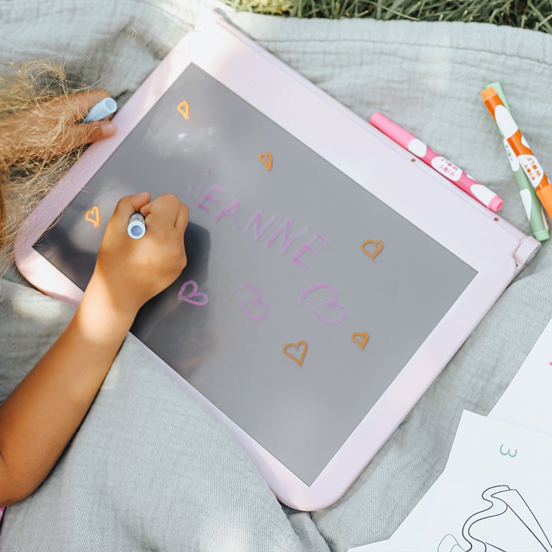 Dubbelzijdig Kidywolf Roze Tekentablet - Kidydraw - Pro Let's draw fashion - Kleuren en tekenen Kidywolf - In den Olifant