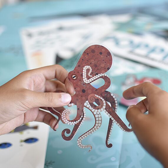 Educatieve Xxl Poster + 59 Stickers Oceans | 6 - 12 Jaar - Stickers en stickersets Poppik - In den Olifant