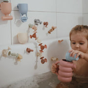 Gieter Watering Can Mushie - Peony - Badspeelgoed Mushie - In den Olifant