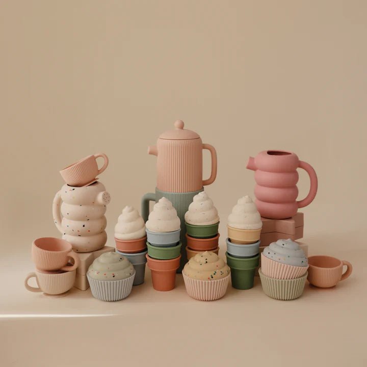 Gieter Watering Can Mushie - Peony - Badspeelgoed Mushie - In den Olifant