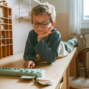 Groene kinderpiano met lichtgevende toetsen - Kidypiano Mini - Muziekinstrumenten Kidywolf - In den Olifant