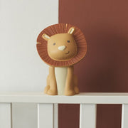 Hakuna Leeuw SPAARPOT LARGE | H 16.5 x Ø 11,3 cm - Spaarpotten AP Junior - In den Olifant