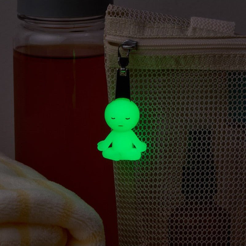 Hangertje Smiski Zipper Bite Lotus Pose - Sleutelhangers Smiski - In den Olifant