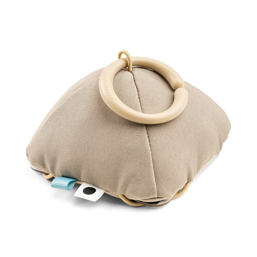 Hangspeeltje Baby contrast card holder Deer friends Sand - Activiteitenspeelgoed Done by Deer - In den Olifant