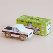 Houten auto Charlie - nr. 30 - Auto's en voertuigen Le Toy Van - In den Olifant