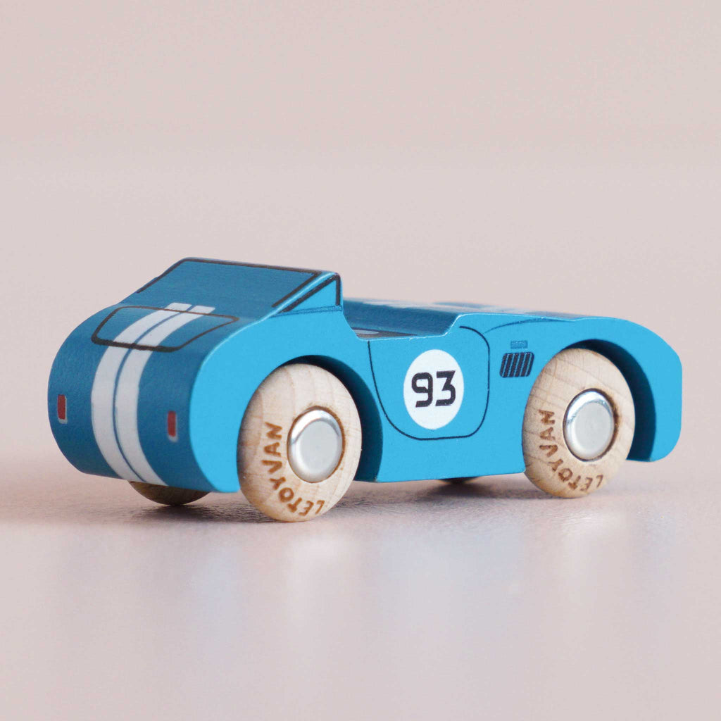 Houten auto Coby - nr. 5 - Auto's en voertuigen Le Toy Van - In den Olifant