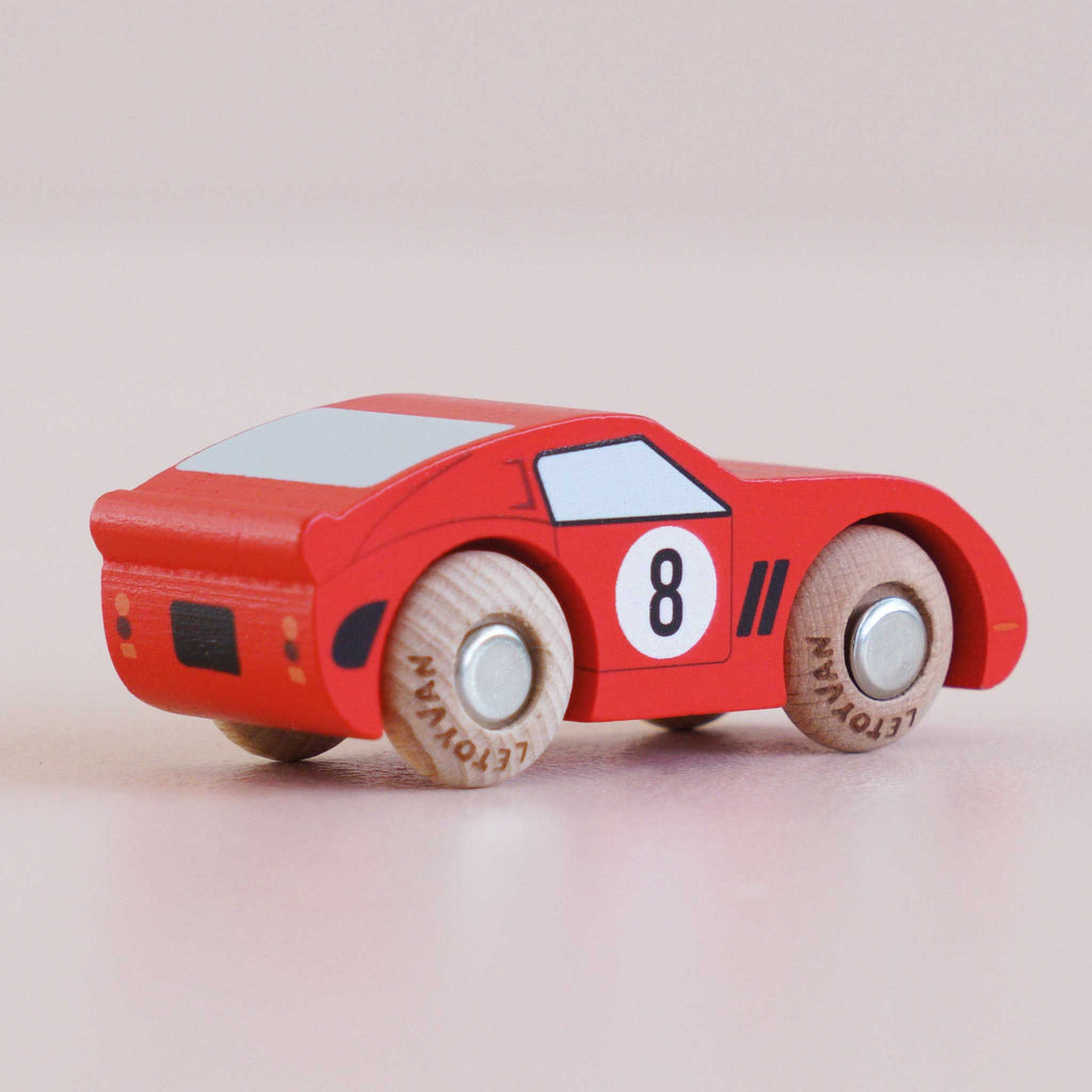 Houten auto Finley - nr. 4 - Auto's en voertuigen Le Toy Van - In den Olifant