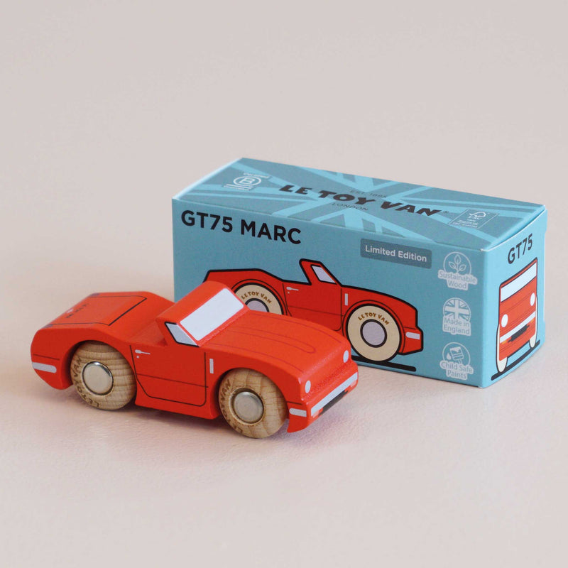Houten auto Marc - nr. 13 - Auto's en voertuigen Le Toy Van - In den Olifant