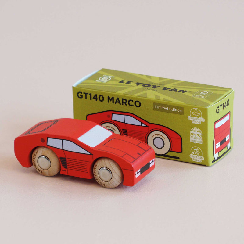 Houten auto Marco - nr. 25 - Auto's en voertuigen Le Toy Van - In den Olifant
