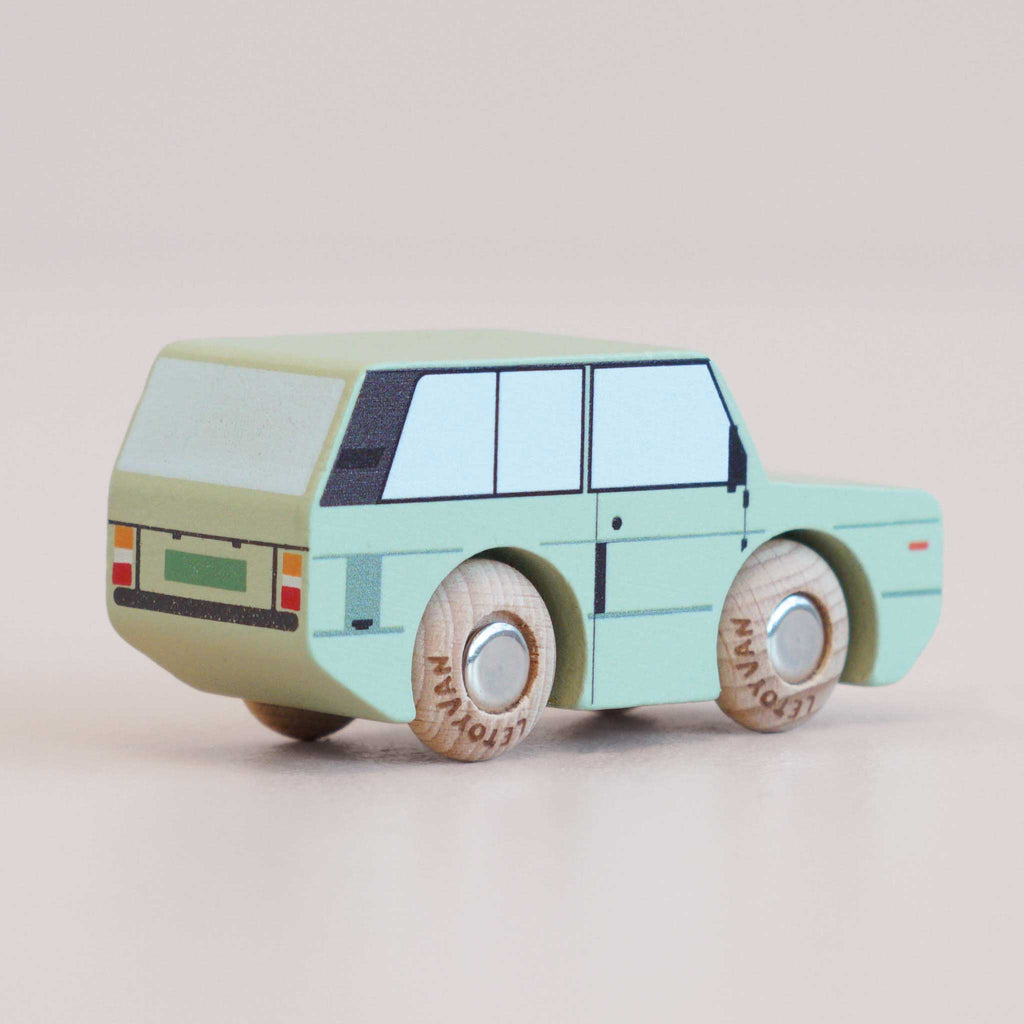 Houten auto Rory - nr. 28 - Auto's en voertuigen Le Toy Van - In den Olifant