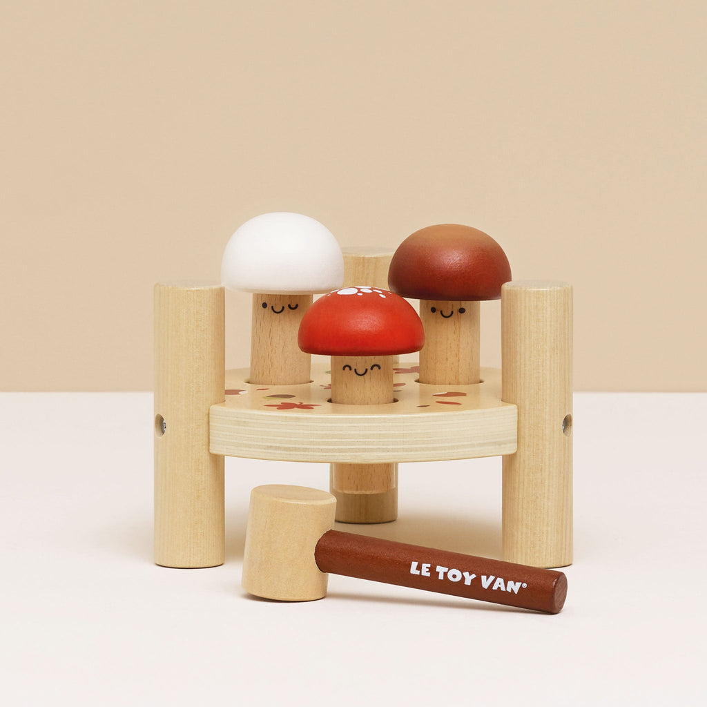 Houten hamerbank met paddenstoelen - Activiteitenspeelgoed Le Toy Van - In den Olifant