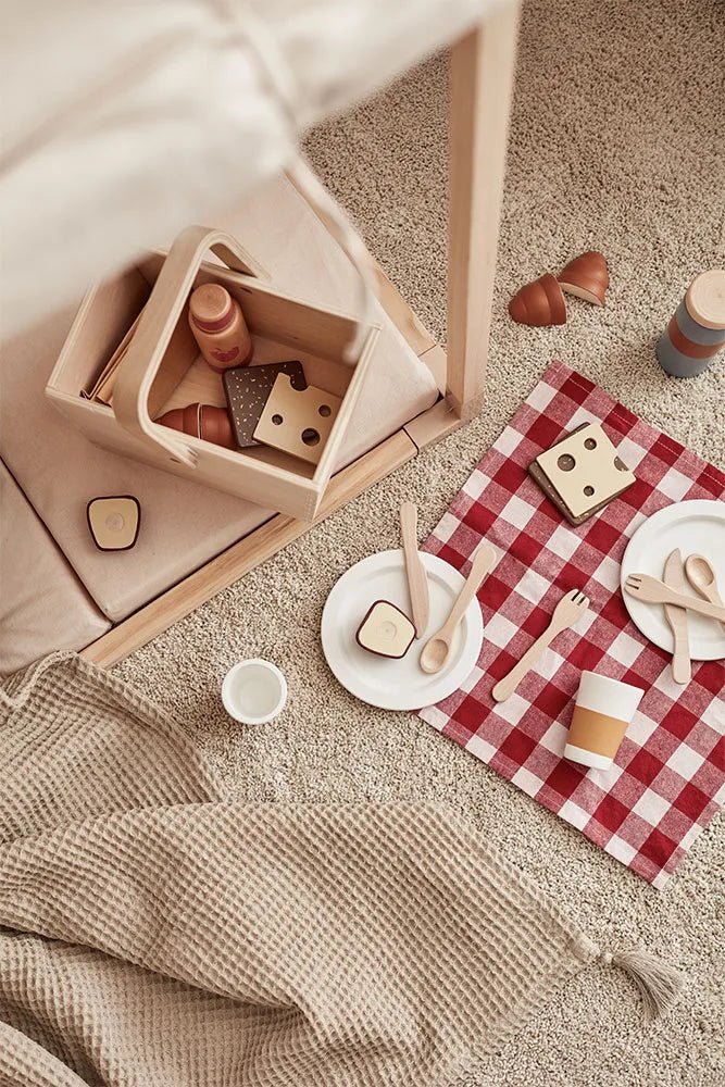 Houten Picnic Set met 21 accessoires - Speelkeuken en winkeltje Kid's Concept - In den Olifant