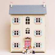 Houten poppenfamilie voor het poppenhuis - set van 7 - Speelfiguren Le Toy Van - In den Olifant