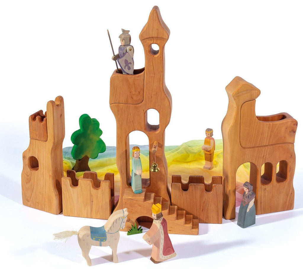 Houten speelfiguur Marktvrouw - 13 cm - Speelfiguren Ostheimer - In den Olifant