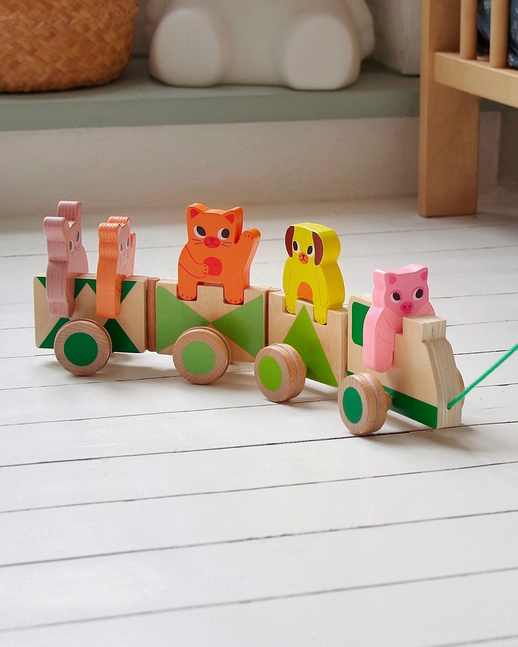 Houten Speelgoedtrein - Trainimo Jungle - Houten babyspeelgoed Djeco - In den Olifant
