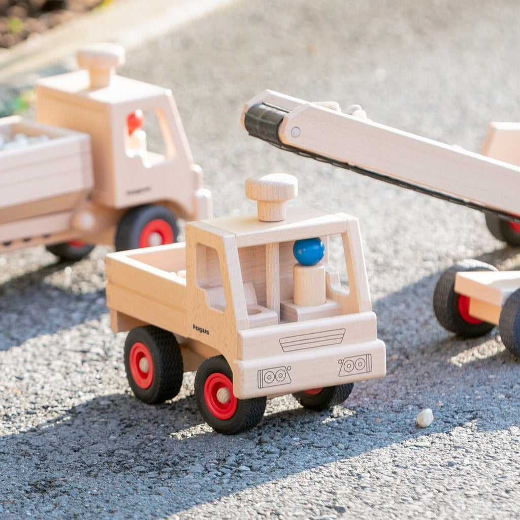 Houten Speelvoertuig LKW - Kipper - Auto's en voertuigen Fagus - In den Olifant