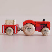 Houten tractor Tilly - nr. 34 - Auto's en voertuigen Le Toy Van - In den Olifant