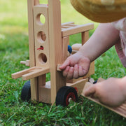 Houten vorklift Gabelstapler - 29 cm - Auto's en voertuigen Fagus - In den Olifant